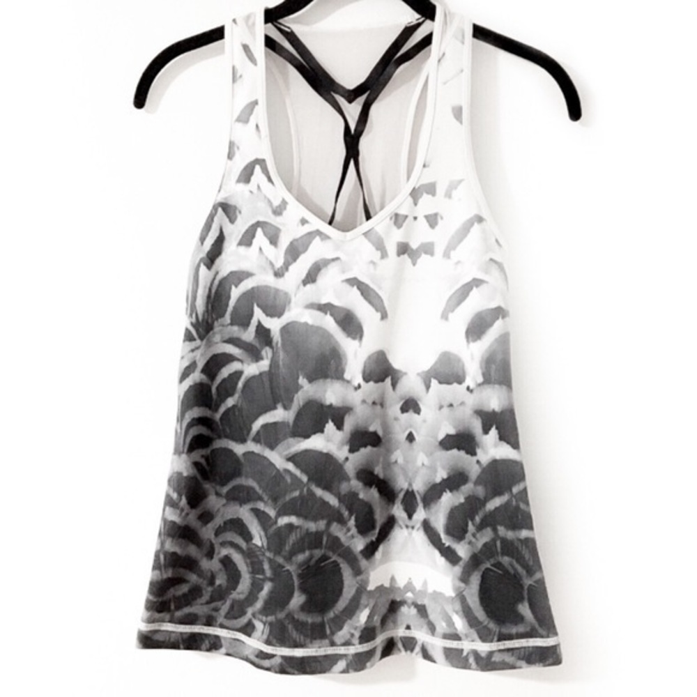 Lululemon Tank - Picture 4 of 4